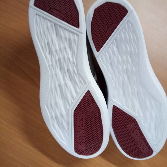 KSwiss mens shoes 9 - Picture 3 of 5